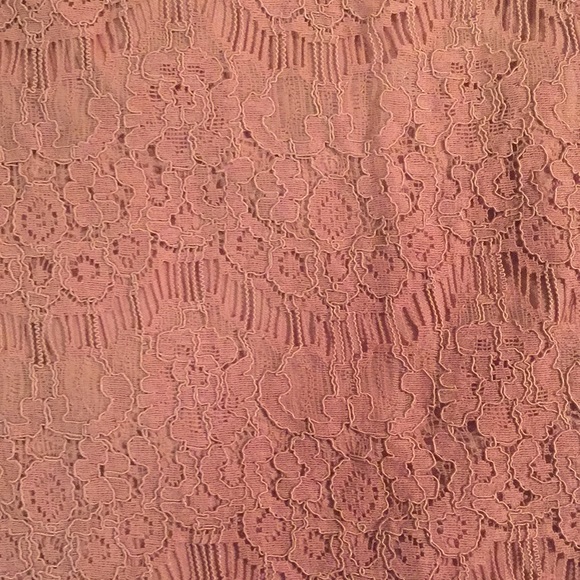 lace top - Picture 2 of 3